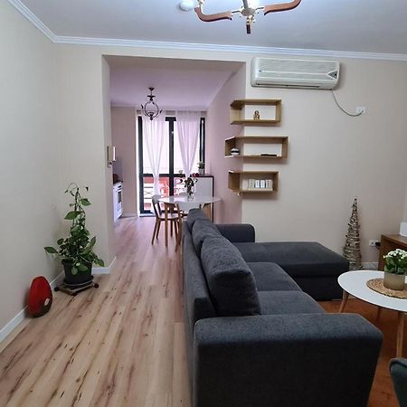 Family-Friendly Apt At 21 Dhjetori W/Self Check-In Tirana Eksteriør billede